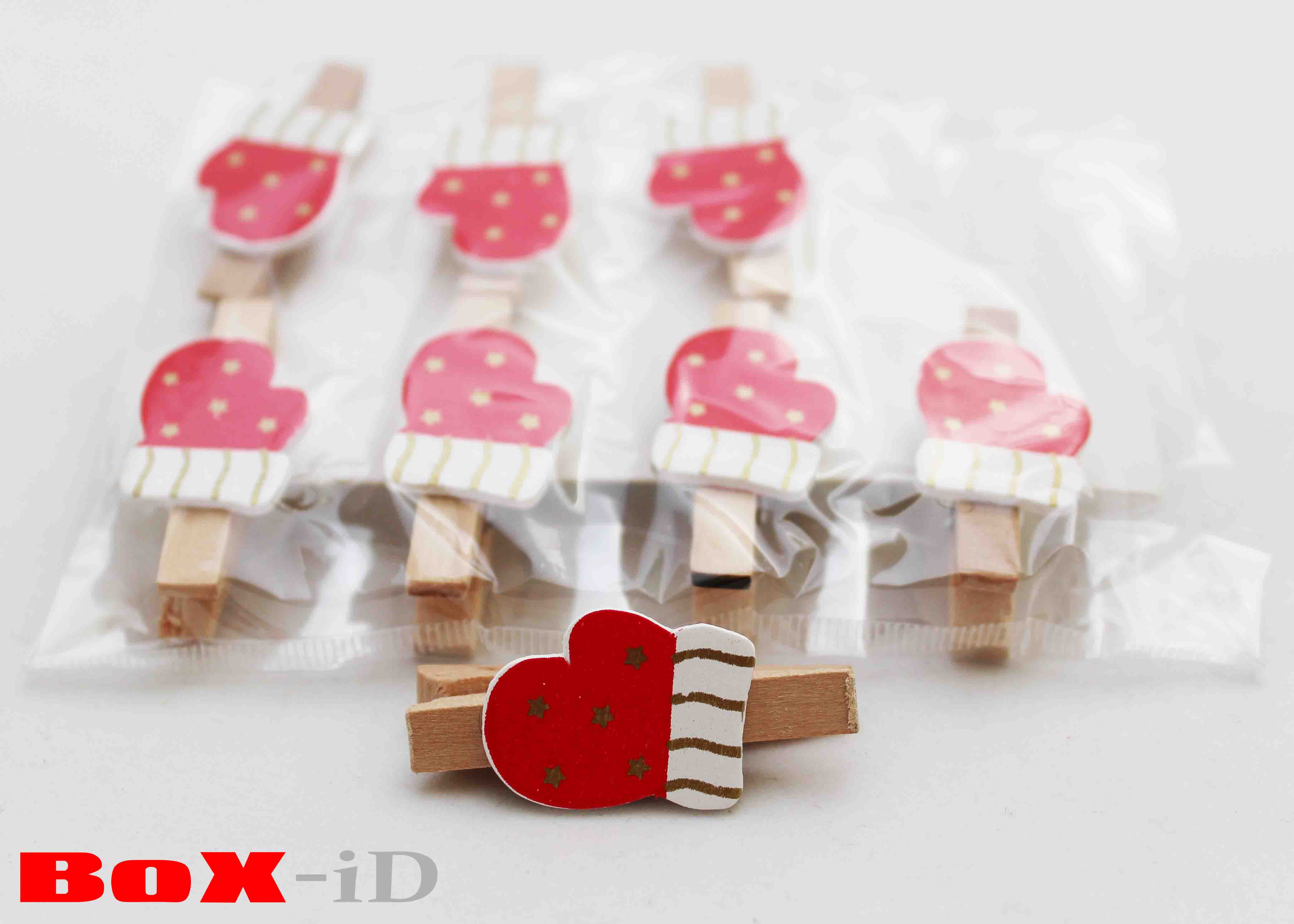 Wooden X-Mass clip : glove (8st)